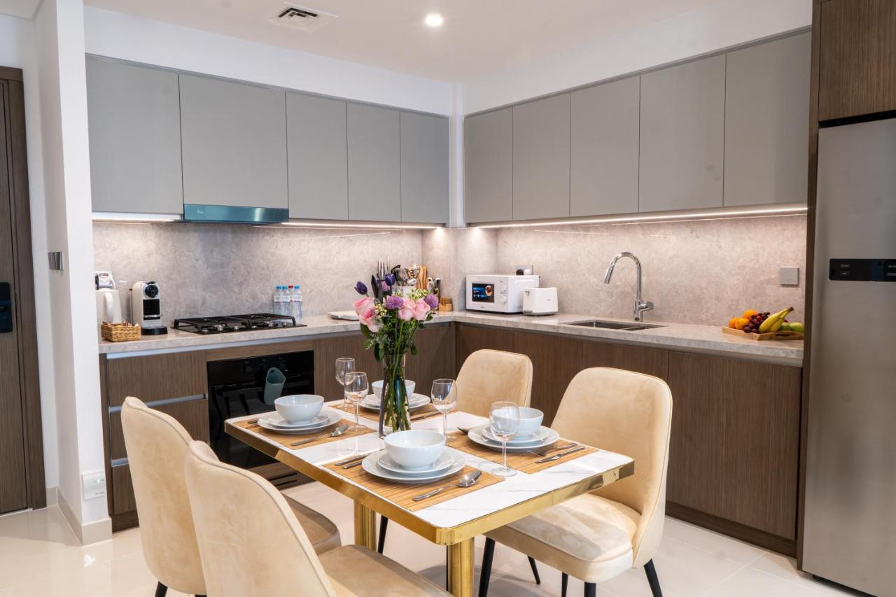 Your Luxury Beachfront Living Appartement Dubaï
