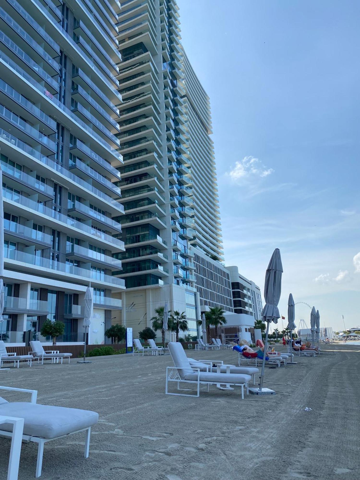 Your Luxury Beachfront Living Appartement